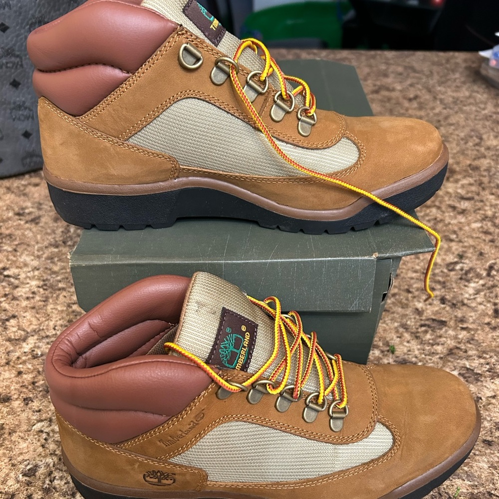 Timberland Field Boots, Size 8 Women’s, Great Condition